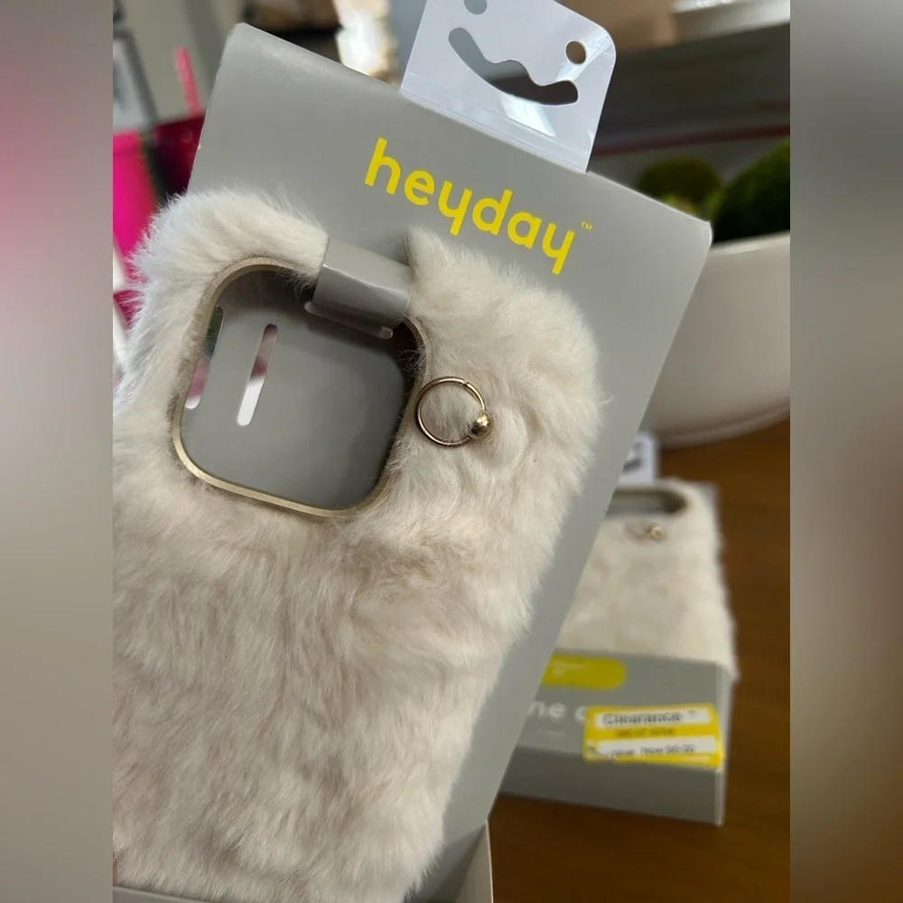 NWT Alpine Fur Case - heyday™ Cream